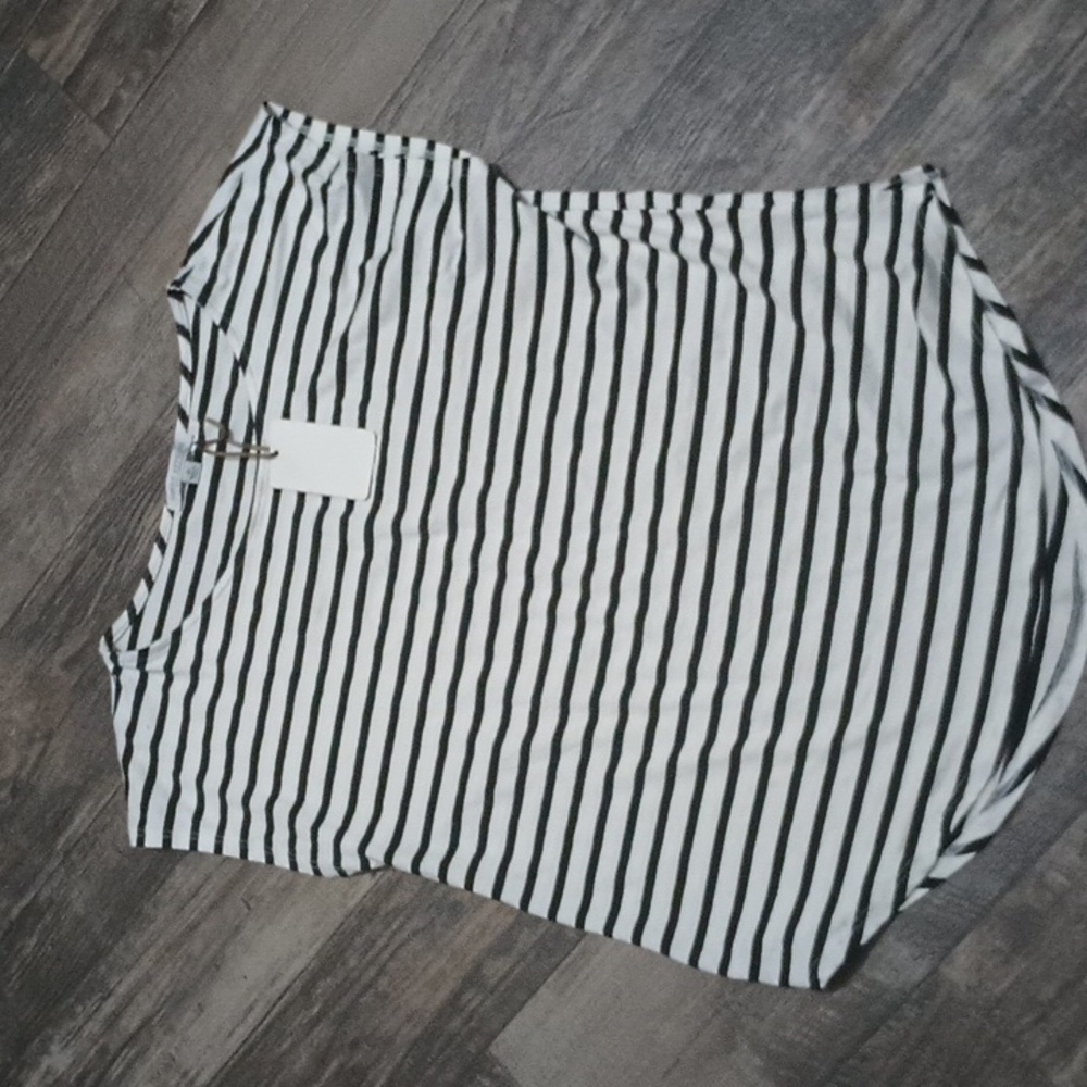 Sleeveless Tunic Top - Picture 6 of 6